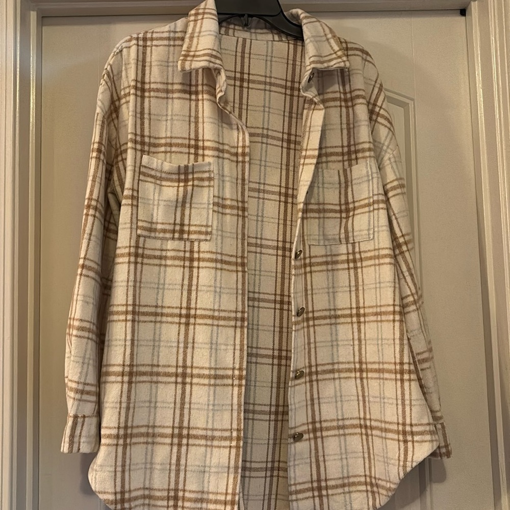 Women’s button up sweater